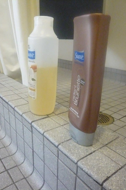 Harms of expired conditioner and 8 unexpected uses
