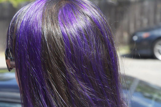 Can you dye your hair after using Sun-In?